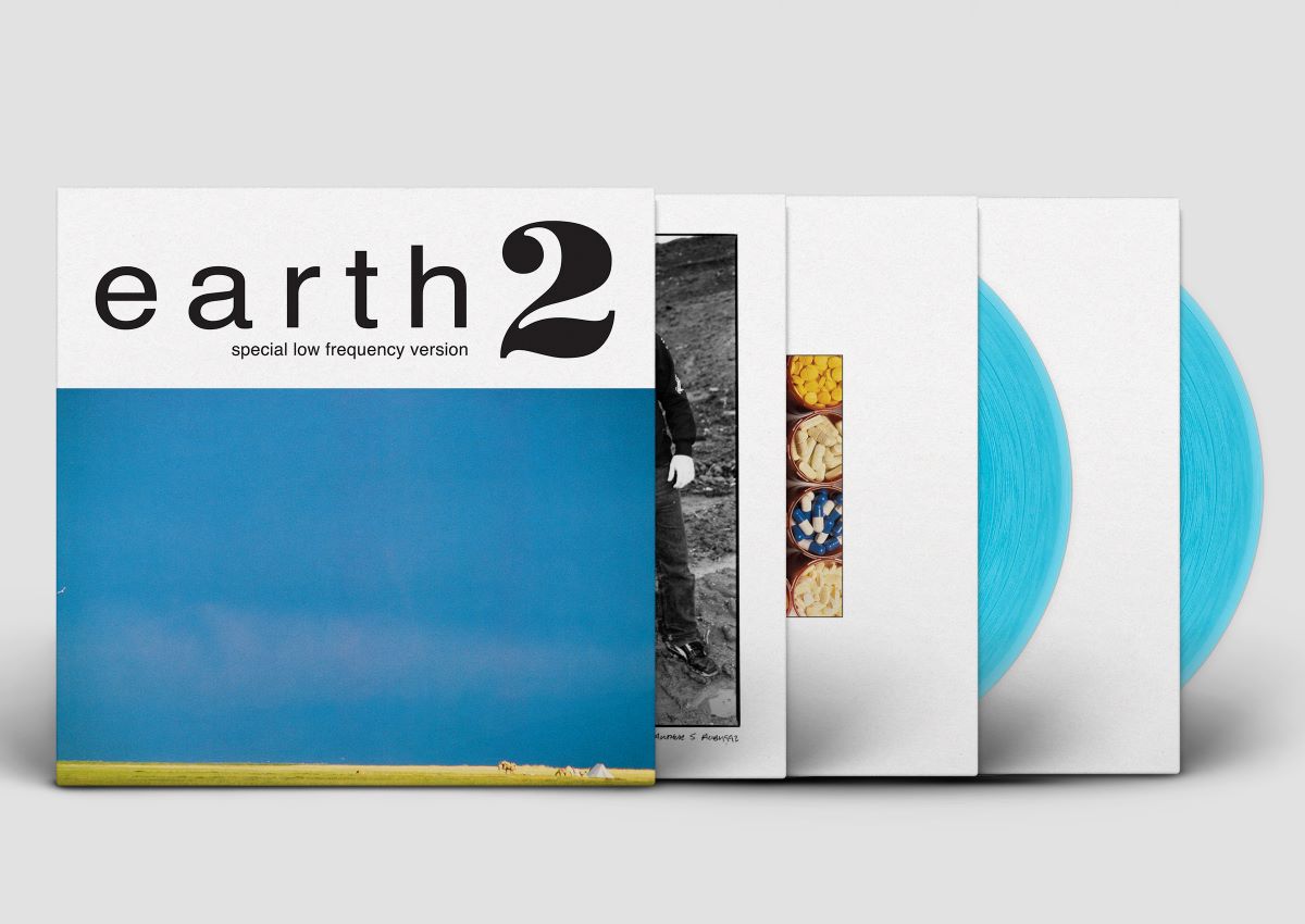 Earth - Earth 2 (30th Anniversary)